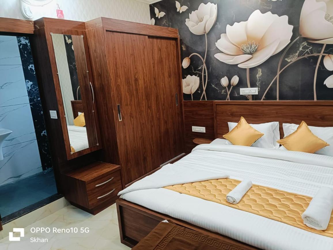 Hotel Golden Residency Kushālnagar Exterior foto